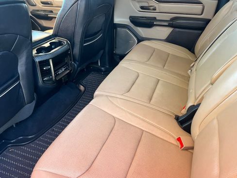 Used 2019 RAM 1500 Limited AWD/4WD image 5