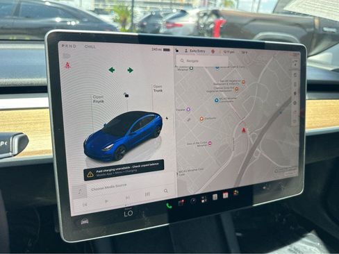 Used 2023 Tesla Model 3 Standard Range RWD image 5