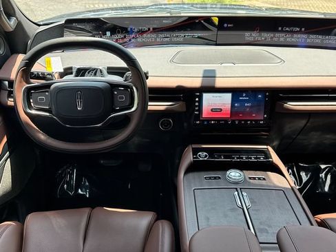 New 2027 Lincoln Navigator L Reserve RWD image 23