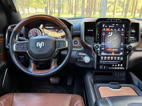 Used 2020 RAM 1500 Limited image 3