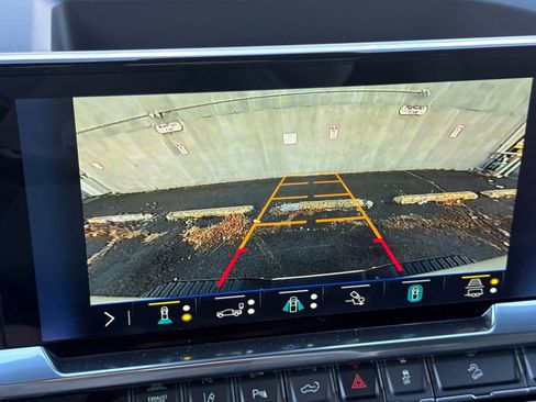 New 2026 Chevrolet Silverado 2500 LT image 19