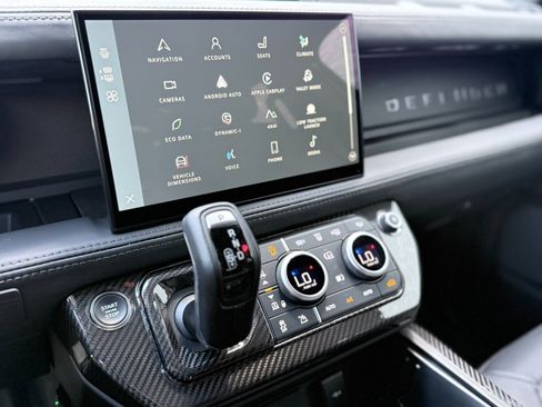 Used 2023 Land Rover Defender 110 Carpathian Edition AWD/4WD image 19