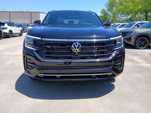 New 2026 Volkswagen Atlas Cross Sport SEL Premium R-Line AWD/4WD image 8