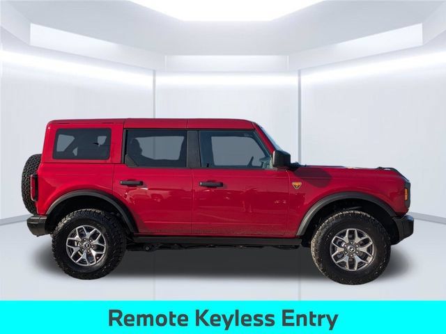 Used 2025 Ford Bronco Badlands AWD/4WD image 8