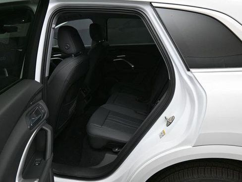 New 2026 Audi Q5 Premium Plus AWD/4WD image 11