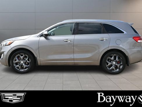 Used 2016 Kia Sorento SX FWD image 5