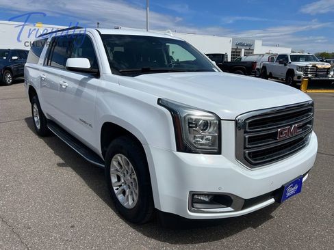 Used 2019 GMC Yukon XL SLT AWD/4WD image 9