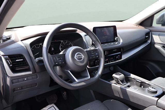 Used 2021 Nissan Rogue SV AWD/4WD image 11