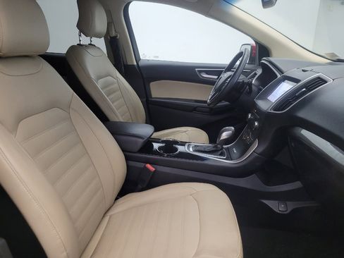 Used 2018 Ford Edge SEL w/ Equipment Group 201A FWD image 21