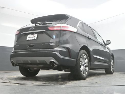 Used 2019 Ford Edge Titanium w/ Cold Weather Package AWD/4WD image 39
