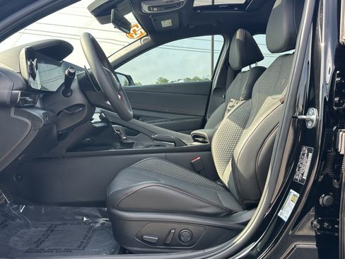 Used 2025 Hyundai Elantra N Line FWD image 9