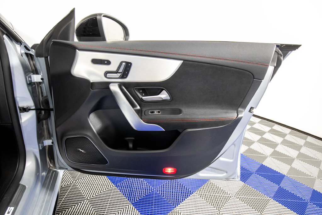 Used 2025 Mercedes-Benz CLA 45 AMG 4MATIC image 16