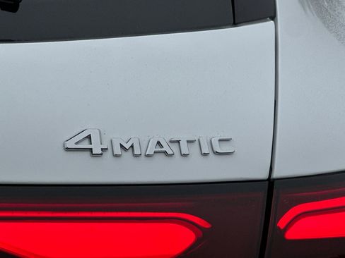 New 2026 Mercedes-Benz GLC 300 4MATIC image 26