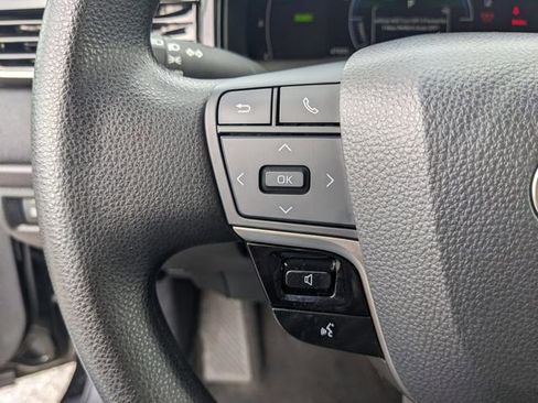 Used 2025 Toyota Camry LE FWD image 35