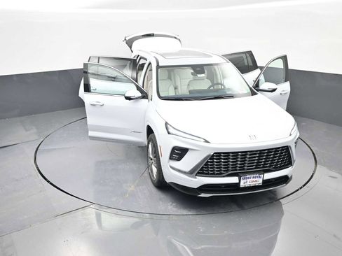 New 2026 Buick Enclave Avenir w/ Super Cruise Package image 42