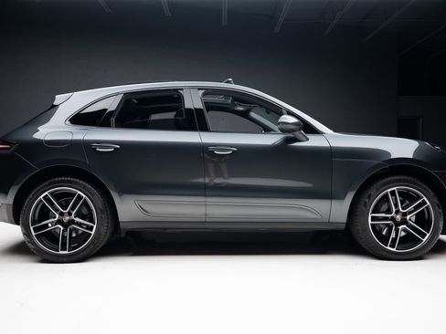 Used 2021 Porsche Macan S AWD/4WD image 34