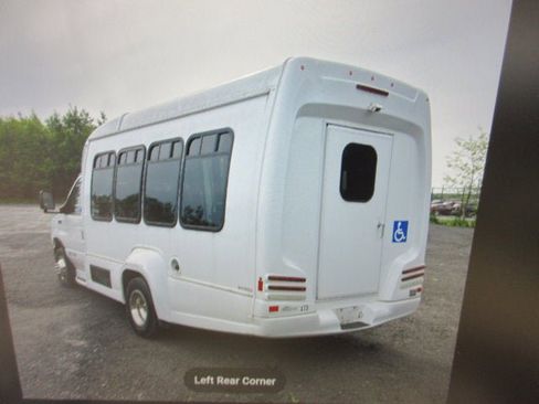Used 2021 Ford E-350 and Econoline 350 Super Duty w/ Shuttle Bus Prep Package RWD image 5