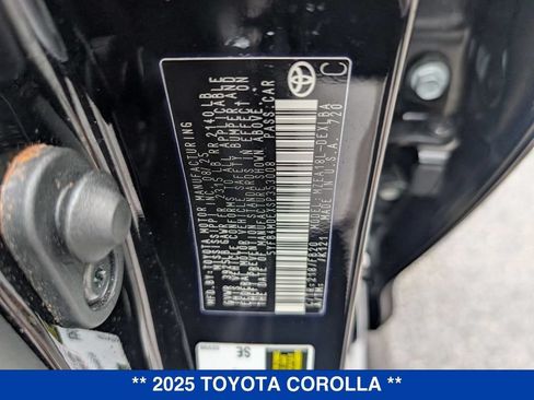 Used 2025 Toyota Corolla LE w/ LE Premium Package FWD image 40