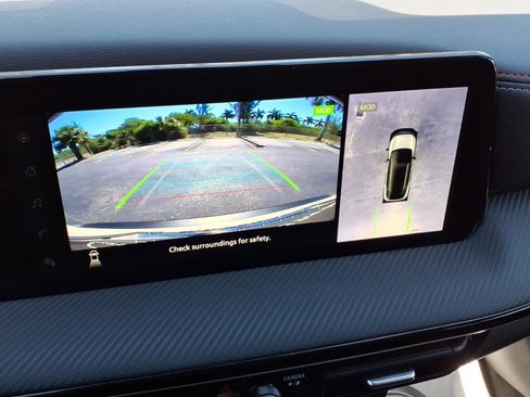 Certified 2025 Nissan Kicks SR image 25