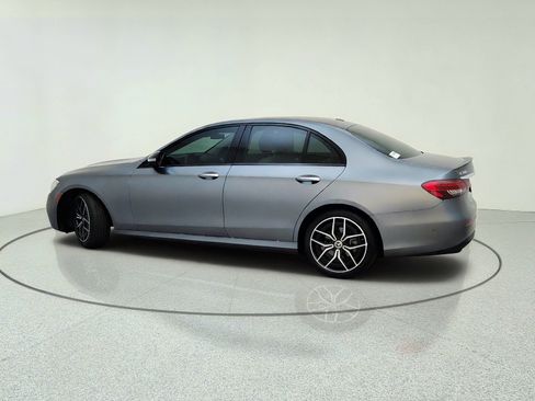 Used 2022 Mercedes-Benz E 350 Sedan image 13