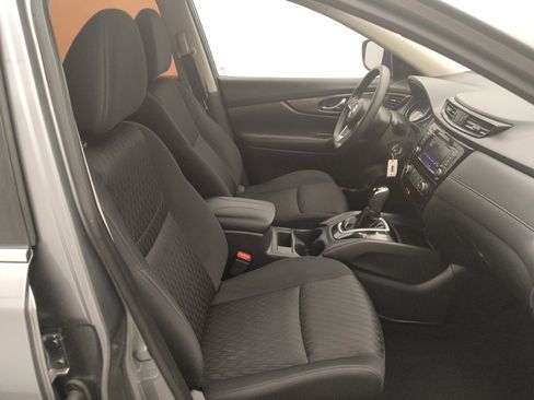 Used 2018 Nissan Rogue S FWD image 21