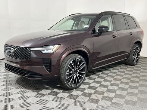 New 2026 Volvo XC90 B6 Ultra w/ Protection Package image 4