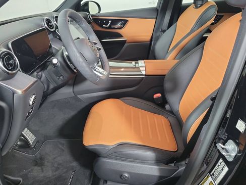 Used 2026 Mercedes-Benz GLC 43 AMG 4MATIC image 22