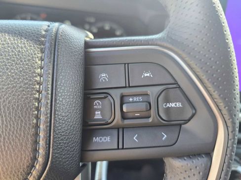 New 2026 Toyota 4Runner Limited AWD/4WD image 32