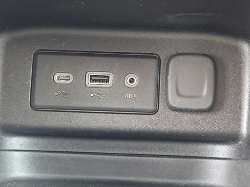 Certified 2020 Chevrolet Equinox LT w/ Driver Convenience Package FWD image 7