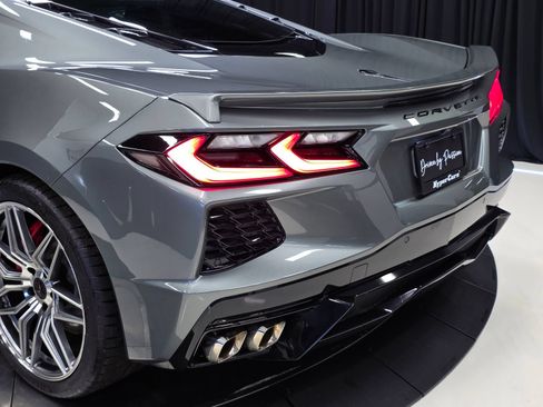Used 2022 Chevrolet Corvette Stingray Preferred Cpe w/ Z51 Performance Package RWD image 57