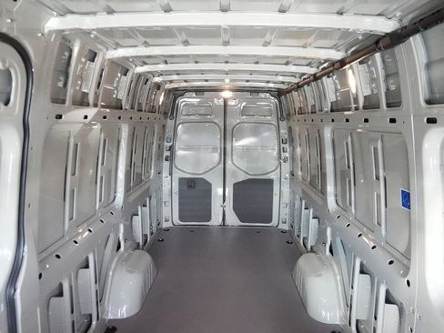 New 2026 Mercedes-Benz Sprinter 2500 image 8