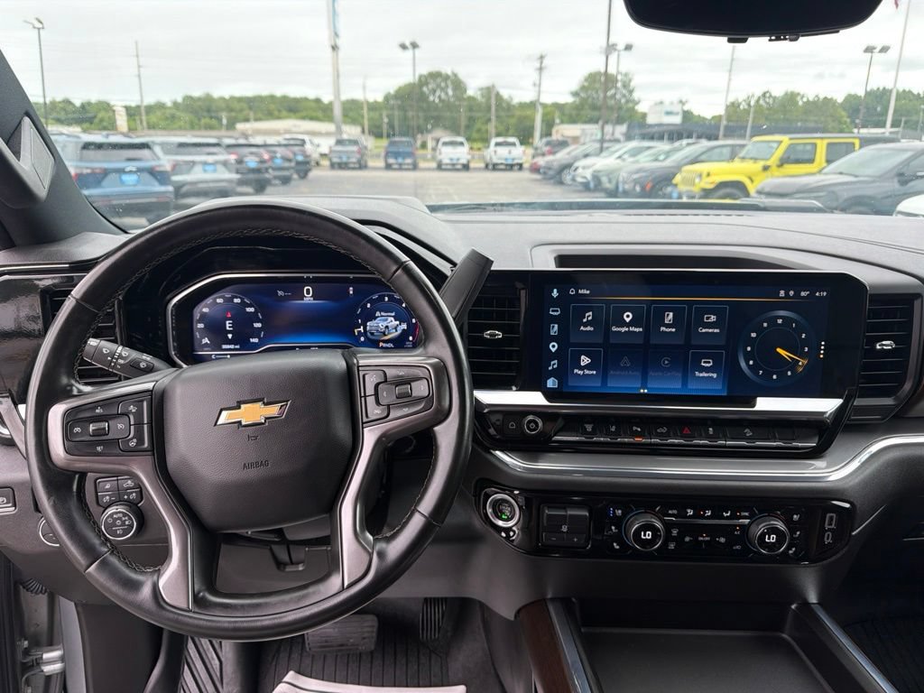 Used 2024 Chevrolet Silverado 3500 High Country w/ High Country Premium Package AWD/4WD image 22