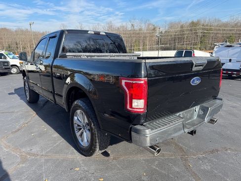 Used 2017 Ford F150 XLT w/ Equipment Group 302A Luxury image 3