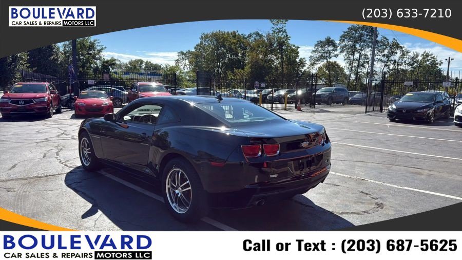 Used 2011 Chevrolet Camaro LS RWD image 5