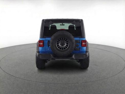 Used 2024 Jeep Wrangler Sport S image 7