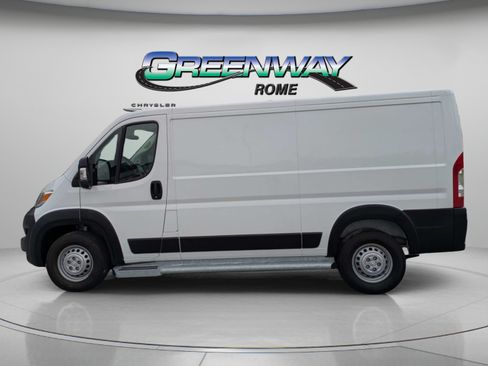 Used 2025 RAM ProMaster 2500 w/ U-Haul Equipment Group FWD image 5