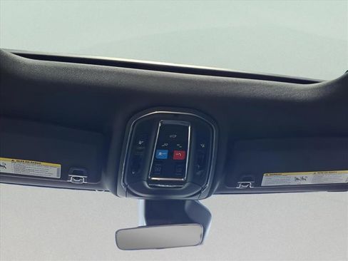 New 2025 Jeep Grand Cherokee Laredo X w/ Luxury Tech Group I image 13