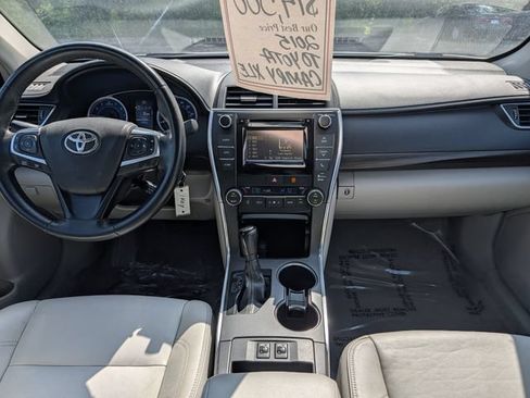 Used 2015 Toyota Camry XLE FWD image 13