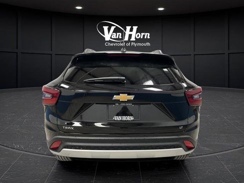 New 2026 Chevrolet Trax LT w/ Driver Confidence Package image 12