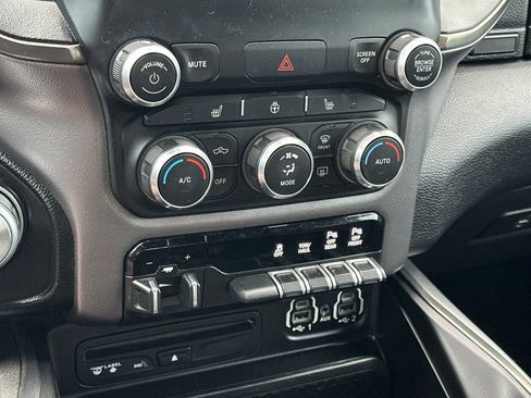 Used 2019 RAM 1500 Sport w/ Level 2 Equipment Group AWD/4WD image 18