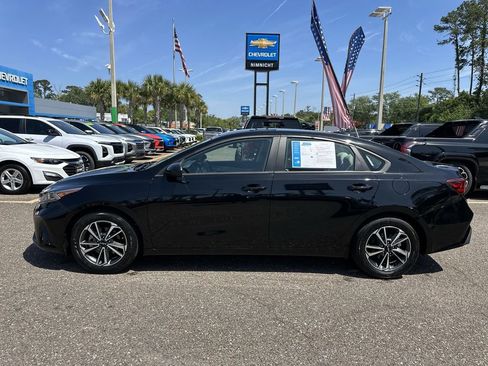 Used 2023 Kia Forte LXS FWD image 13