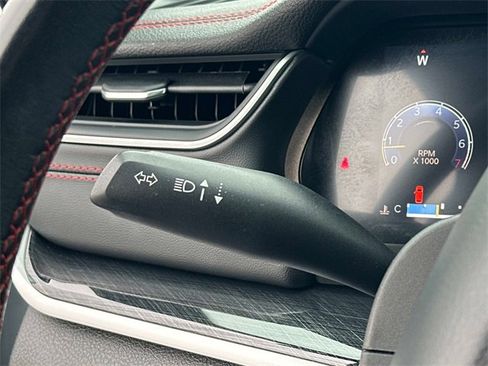 Used 2022 Jeep Grand Cherokee Trailhawk image 9