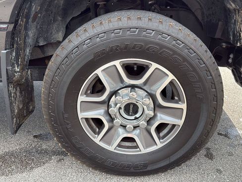 Used 2025 Ford F350 XLT w/ FX4 Off-Road Package AWD/4WD image 14