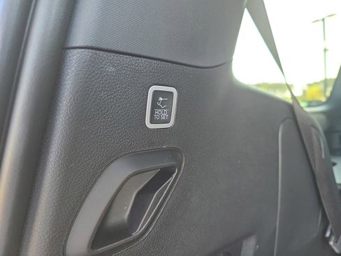 Used 2024 Jeep Wagoneer 4WD image 15