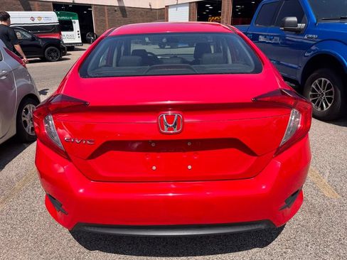 Used 2016 Honda Civic EX image 3