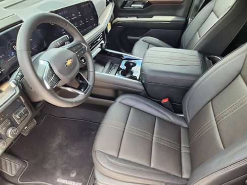 New 2026 Chevrolet Tahoe High Country RWD image 13
