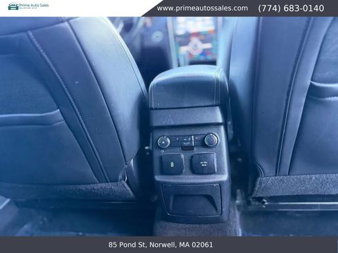 Used 2017 Ford Explorer Platinum AWD/4WD image 19
