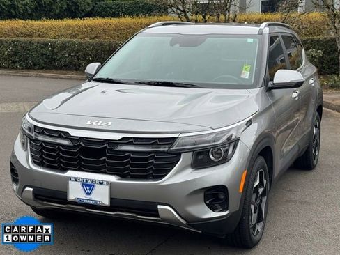 Used 2024 Kia Seltos EX image 2