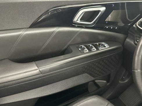 Used 2025 Kia Carnival SX Prestige FWD image 15