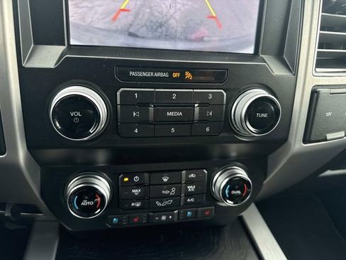 Used 2019 Ford F150 Platinum image 25